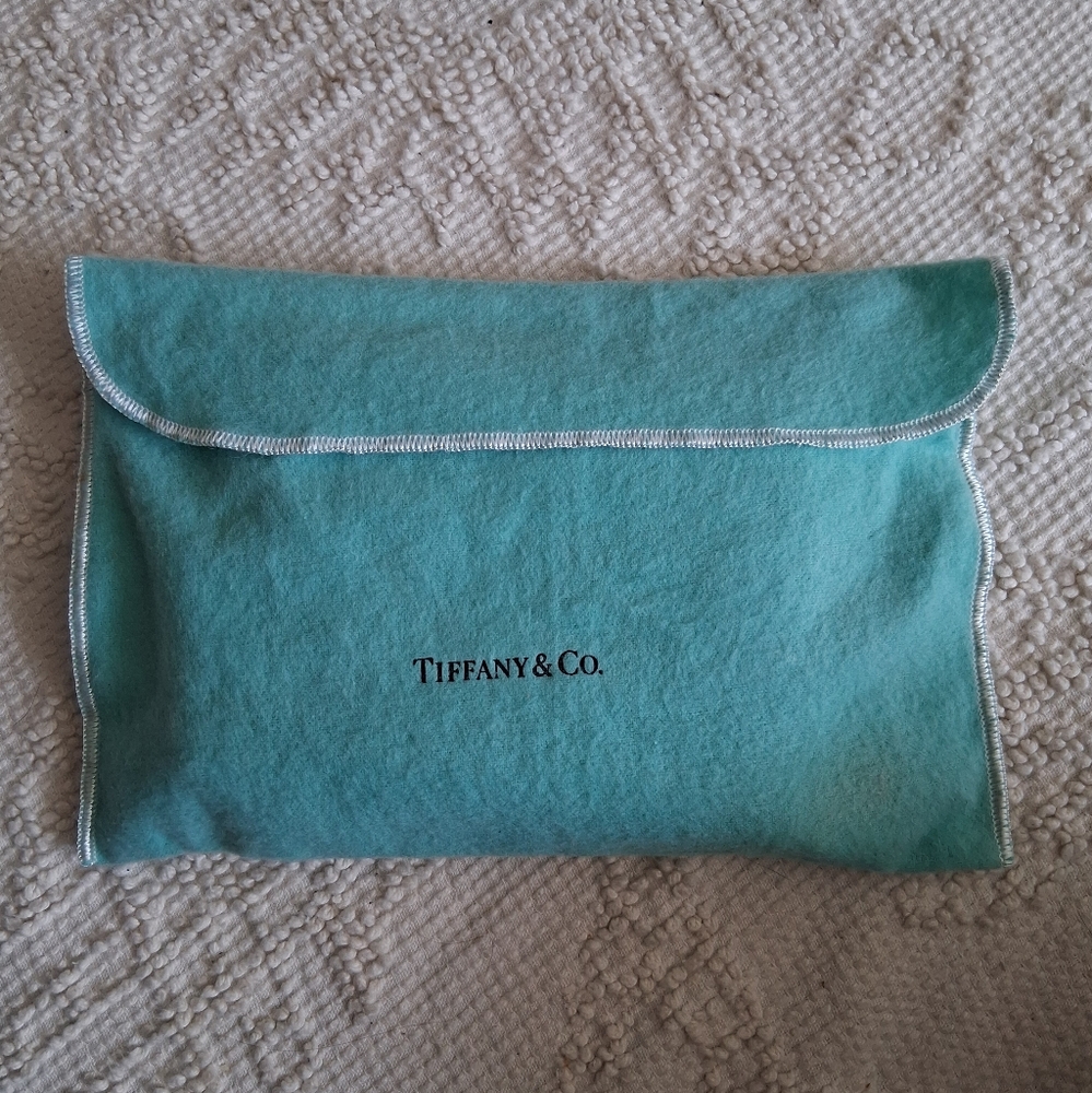 Tiffany & Co Zip Around Wallet GUC No Major Call Outs